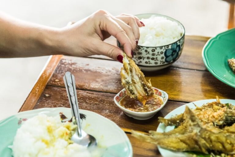 Phuket Town : Saveurs Peranakan & Héritage de la Vieille Ville